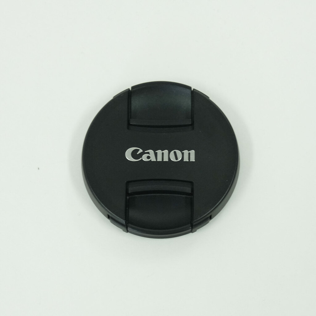 Canon EF-S18-135mm F3.5-5.6 IS USM