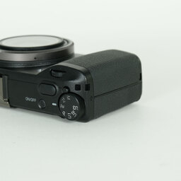 RICOH GR IIIx RICOH GR IIIx