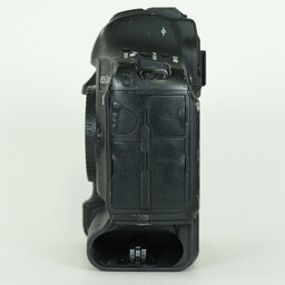 Canon EOS-1D X Mark II