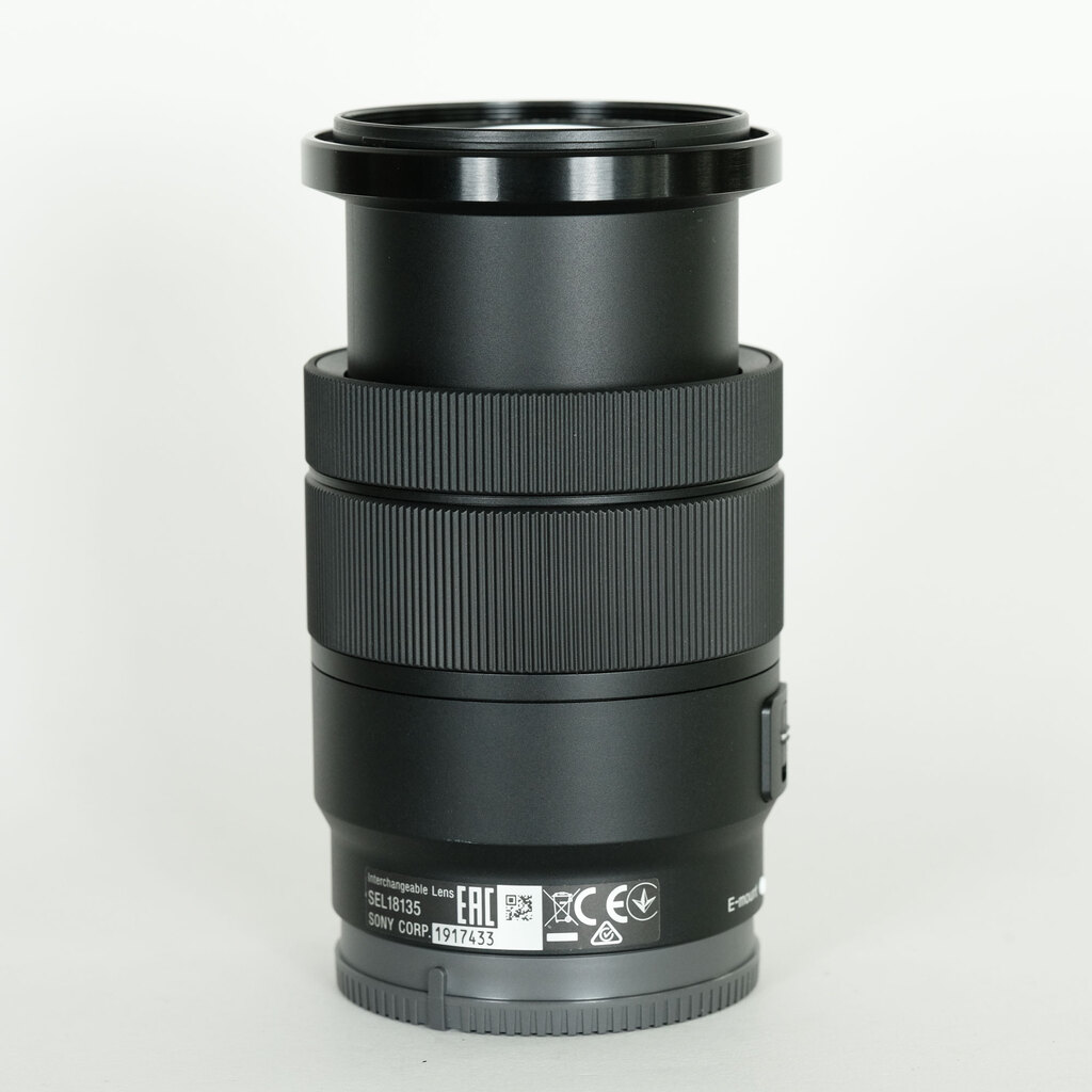 SONY E 18-135mm F3.5-5.6 OSS SEL18135