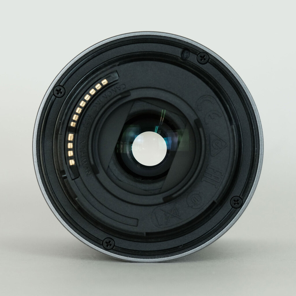 Canon RF-S18-150mm F3.5-6.3 IS STM