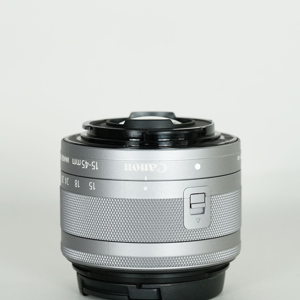 Canon EF-M15-45mm F3.5-6.3 IS STM