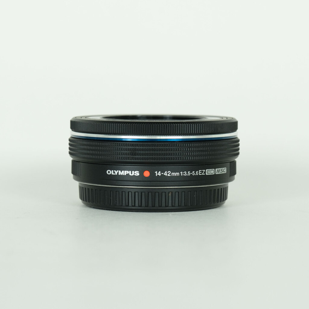 M.ZUIKO DIGITAL ED 14-42mm F3.5-5.6 EZ [ブラック] 中古価格比較
