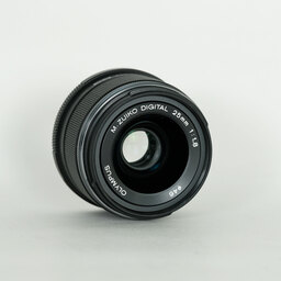 OLYMPUS M.ZUIKO DIGITAL 25mm F1.8