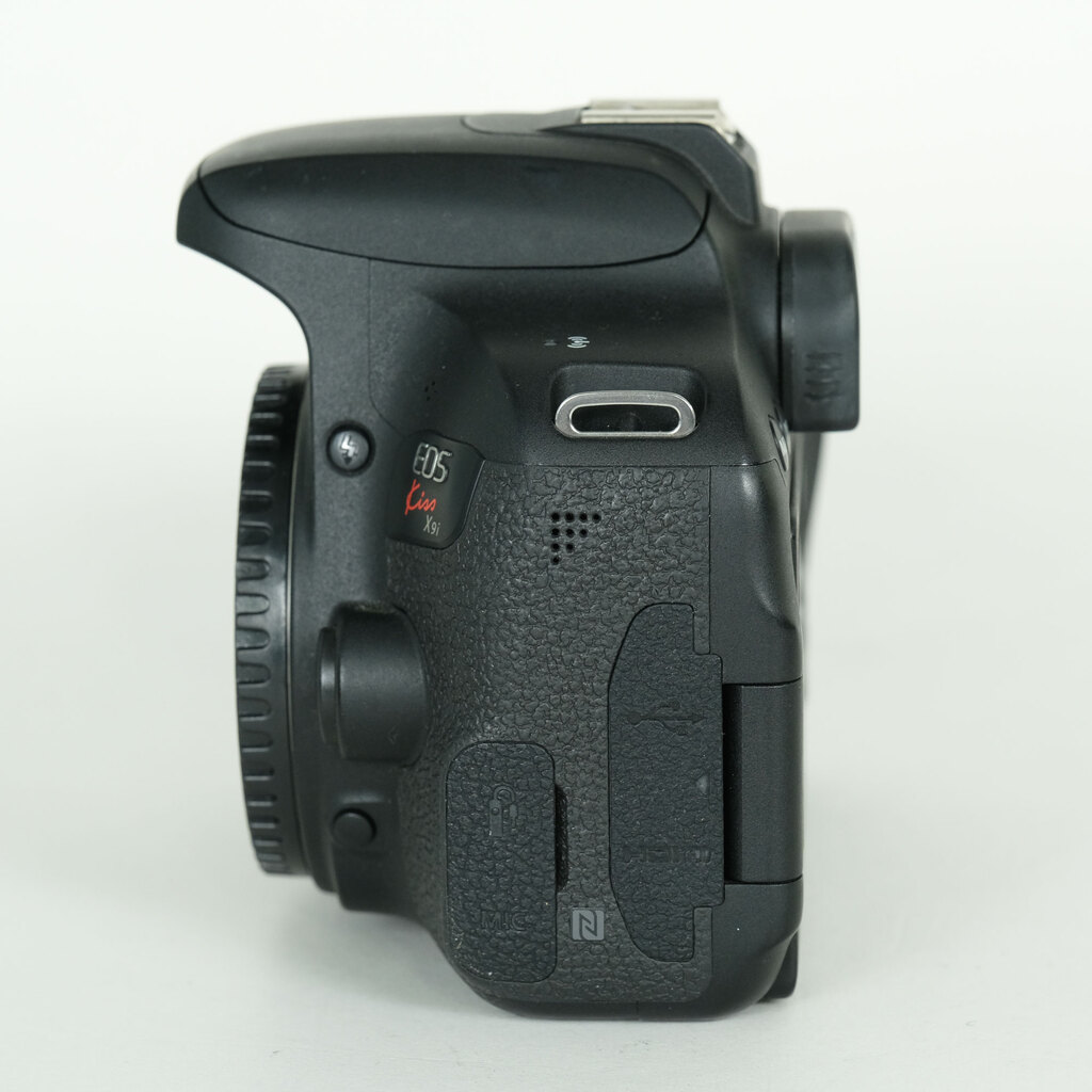 Canon EOS Kiss X9i Canon EOS Kiss X9i