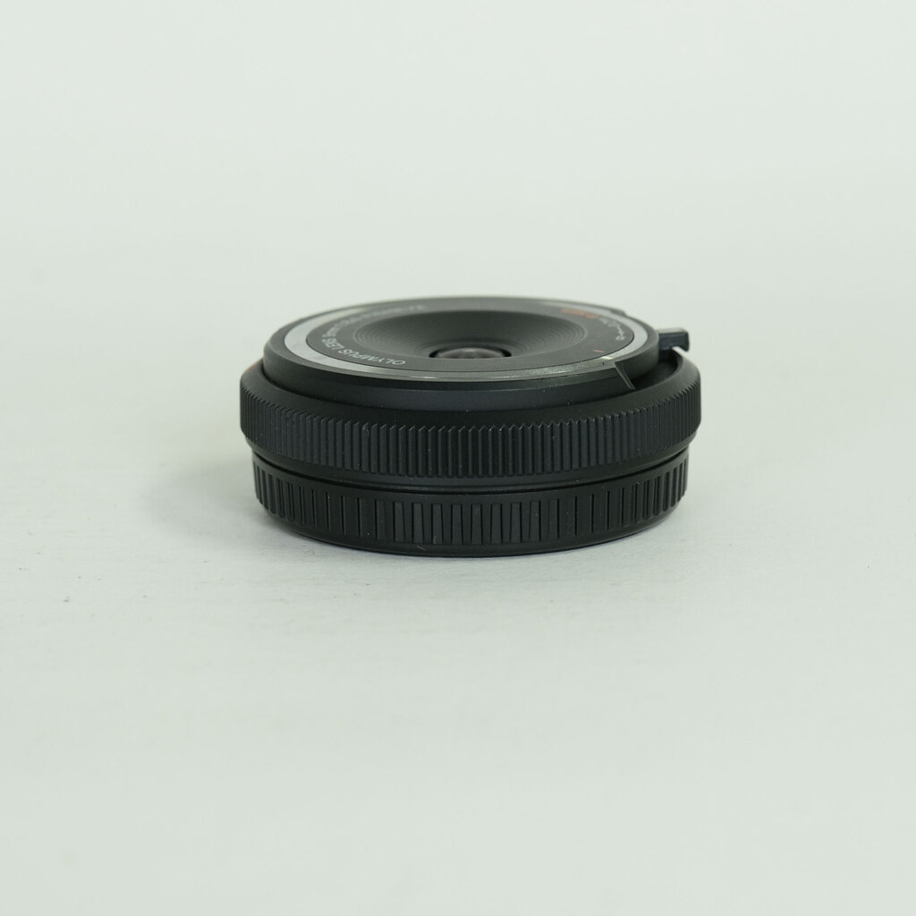 OLYMPUS フィッシュアイボディキャップレンズ（9mm Ｆ8.0 FISHEYE） BCL-0980 ブラック