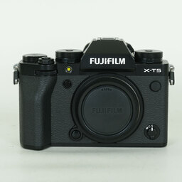FUJIFILM X-T5