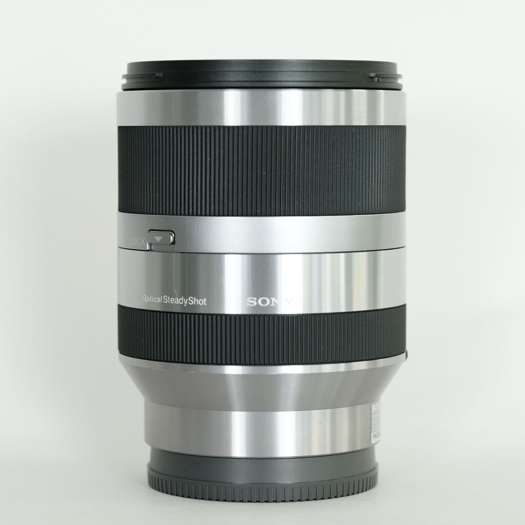 SONY E18-200mm F3.5-6.3 OSS SEL18200