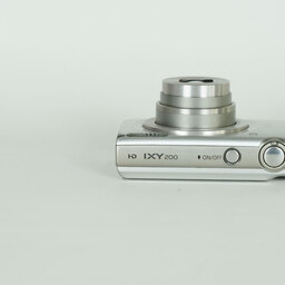 Canon IXY 200 シルバー