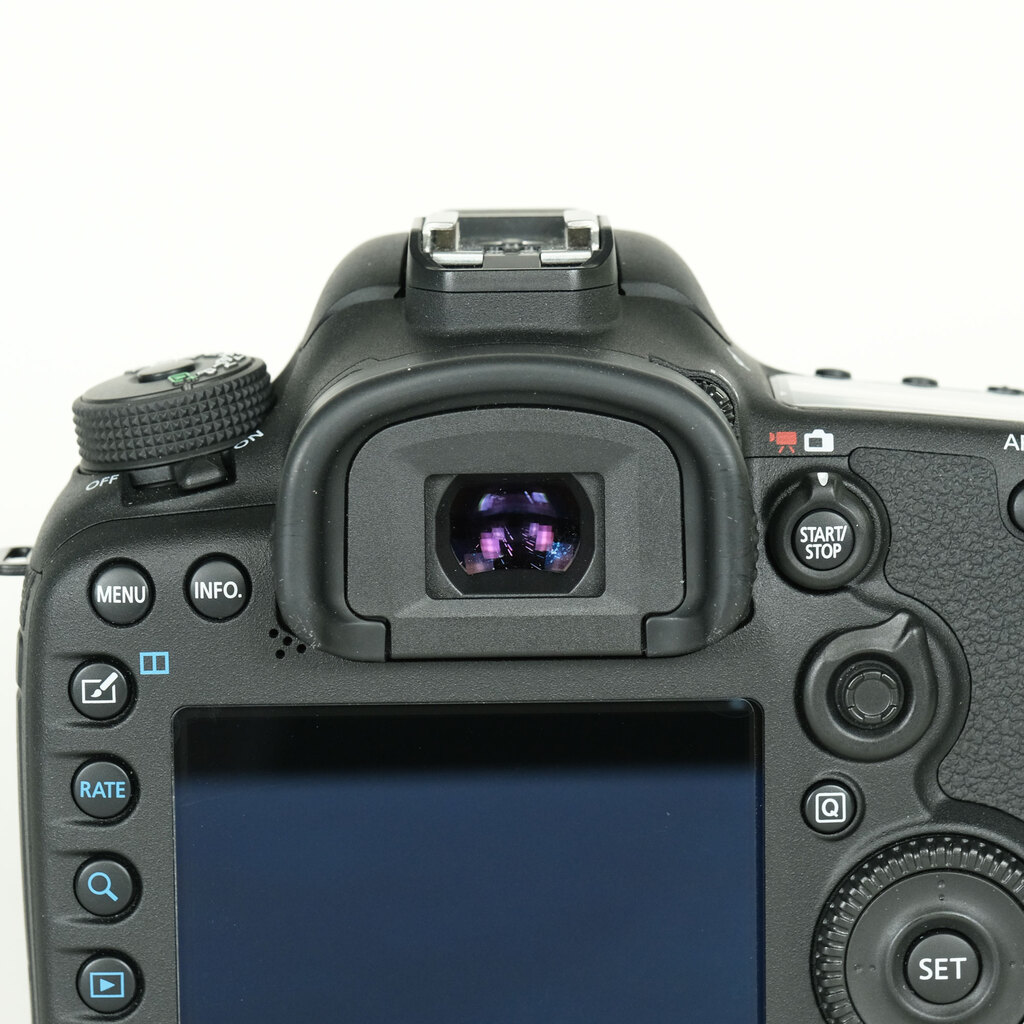 Canon EOS 7D Mark II Canon EOS 7D Mark II