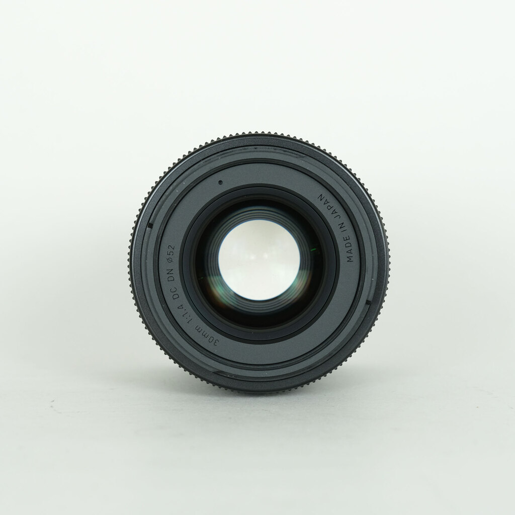 SIGMA 30mm F1.4 DC DN｜Contemporary [キヤノンM用]