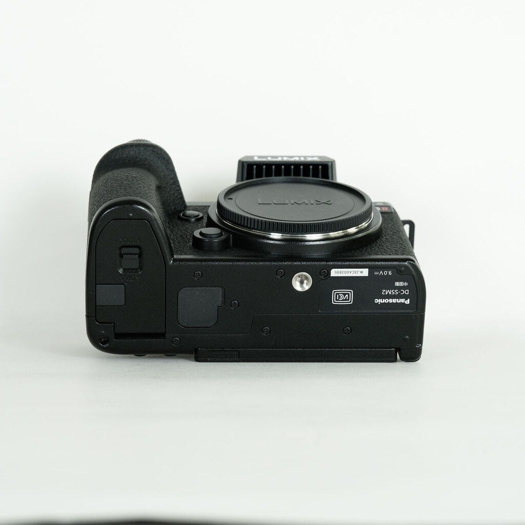 Panasonic LUMIX S5II DC-S5M2