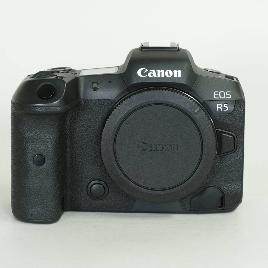 Canon EOS R5