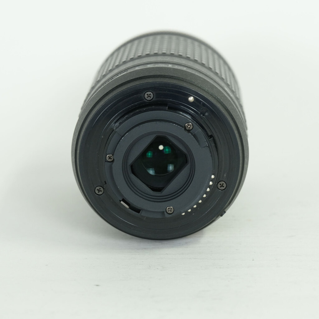 Nikon AF-P DX NIKKOR 70-300mm f/4.5-6.3G ED VR