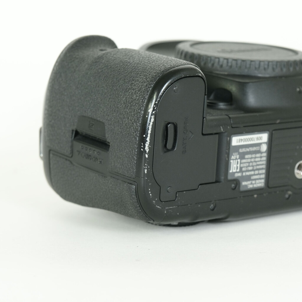 Canon EOS 5D Mark IV