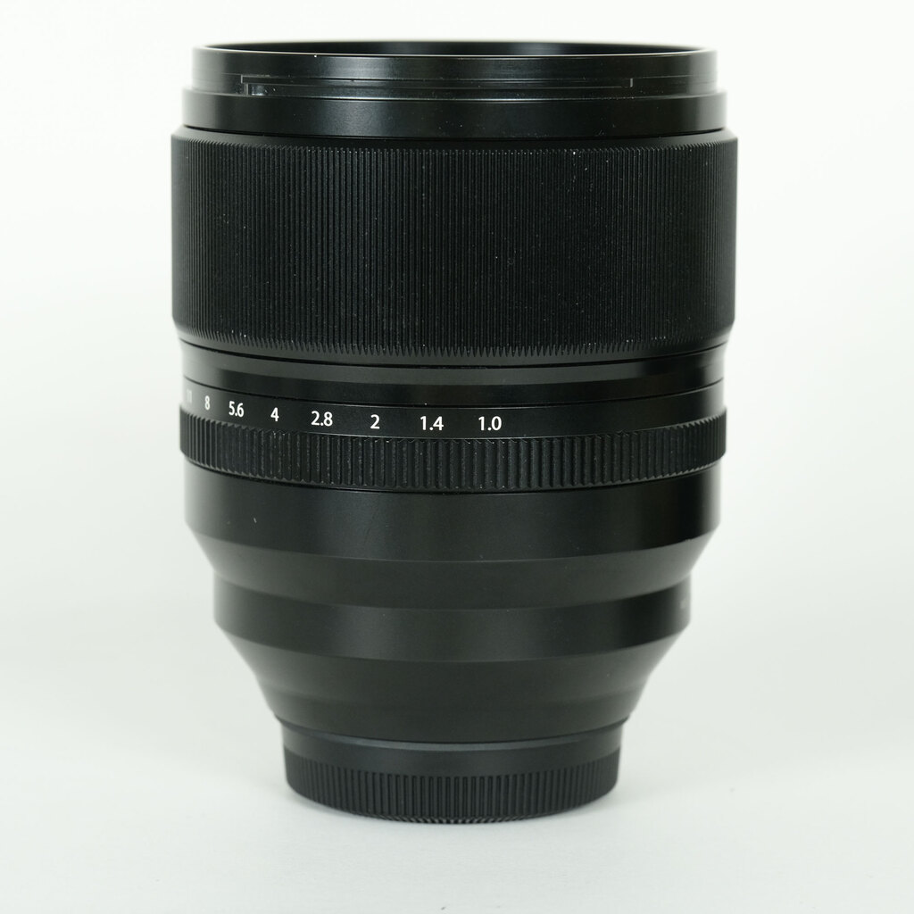 FUJIFILM XF50mmF1.0 R WRの出品 | ONE SCENE（ワンシーン）
