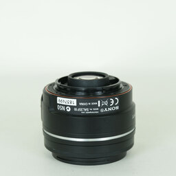 SONY DT 35mm F1.8 SAM SAL35F18