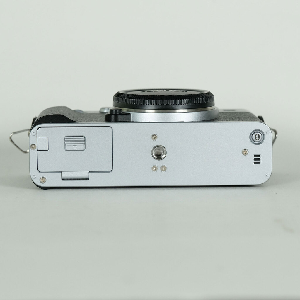 FUJIFILM X-E5の出品 | ONE SCENE（ワンシーン）