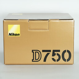 Nikon D750