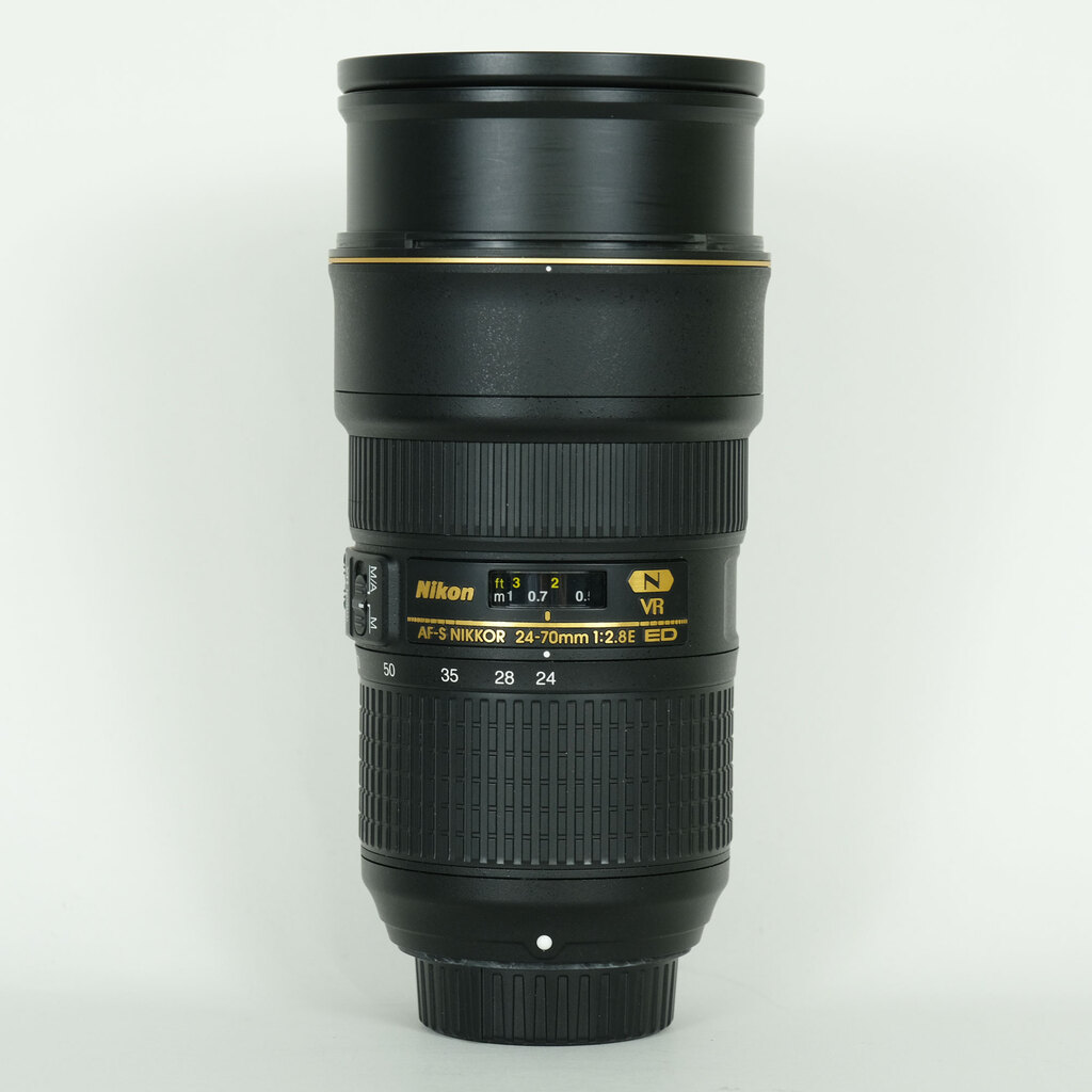Nikon AF-S NIKKOR 24-70mm f/2.8E ED VR Nikon AF-S NIKKOR 24-70mm f/2.8E ED VR