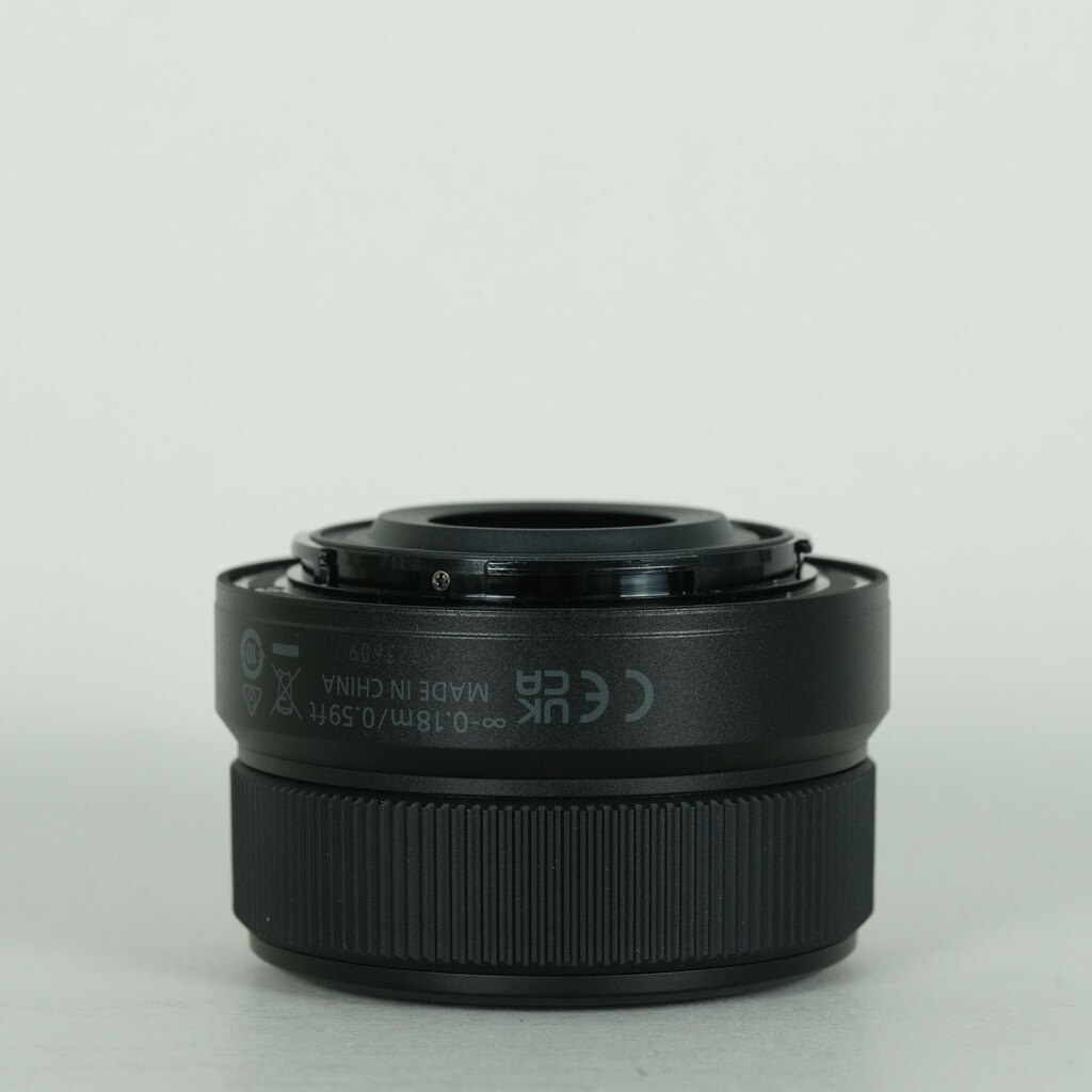 Nikon NIKKOR Z DX 24mm f/1.7 Nikon NIKKOR Z DX 24mm f/1.7