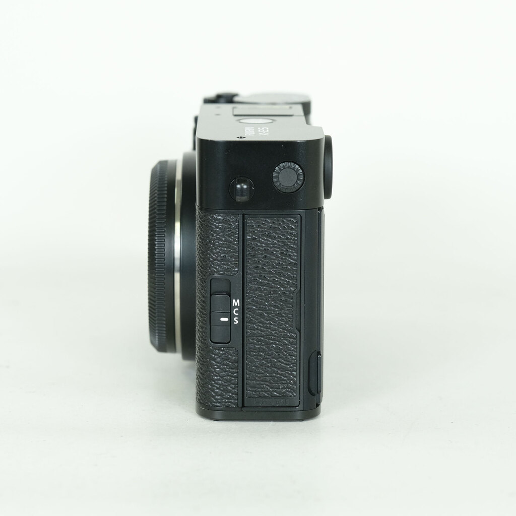 FUJIFILM X-E5