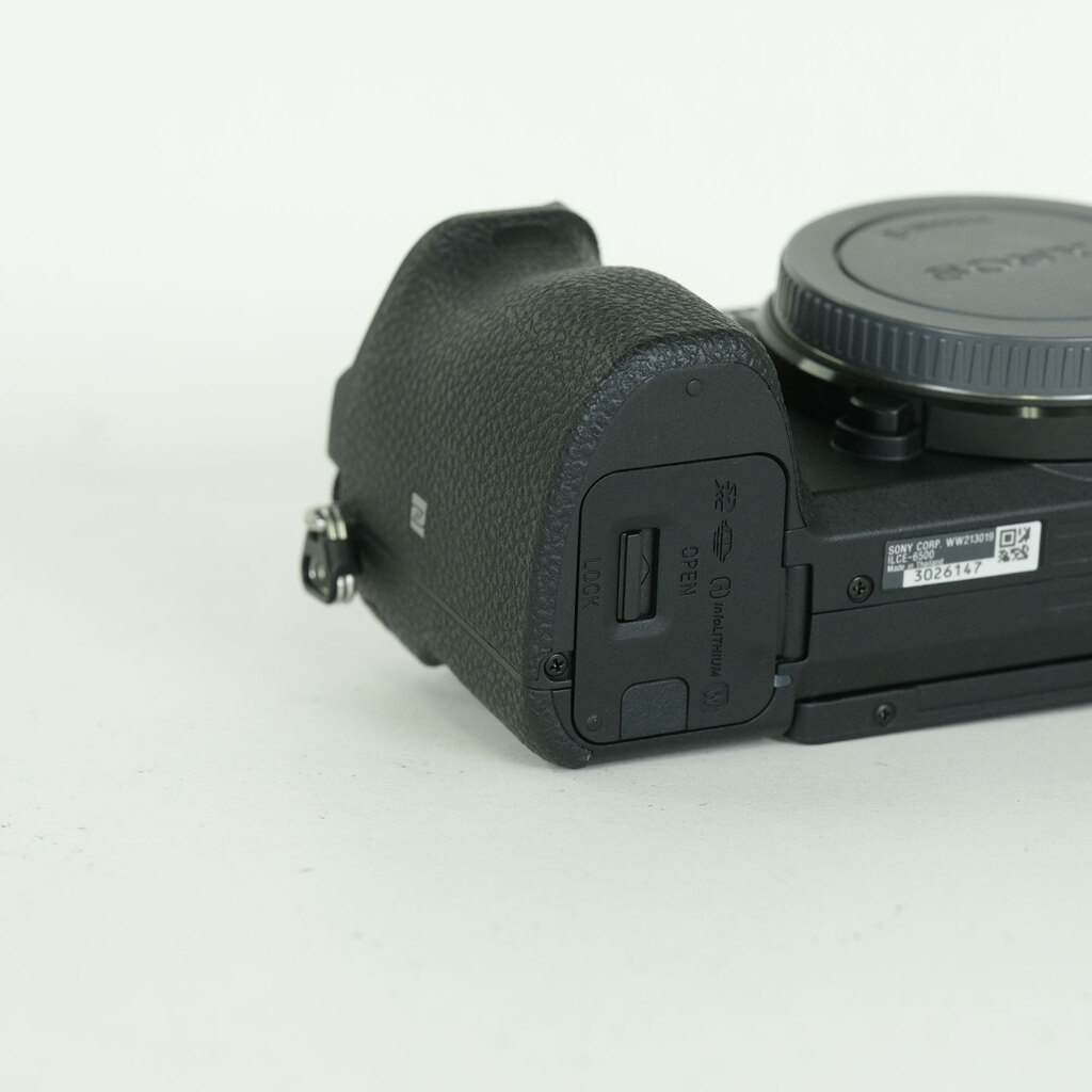 SONY α6500(ILCE-6500) SONY α6500(ILCE-6500)