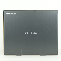 FUJIFILM X-T4
