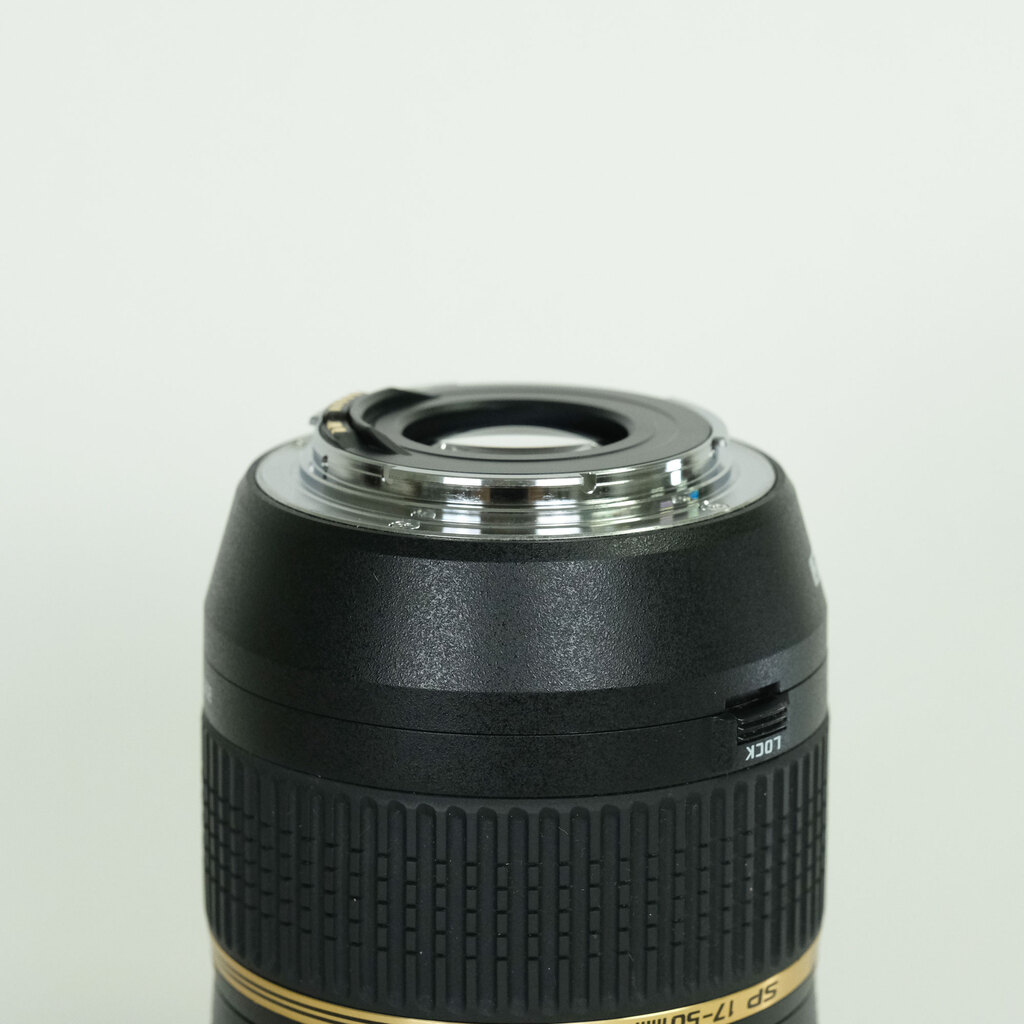 TAMRON SP 17-50mm F2.8 XR DiII VC /Model B005E (キヤノンEF用) TAMRON SP 17-50mm F2.8 XR DiII VC /Model B005E (キヤノンEF用)