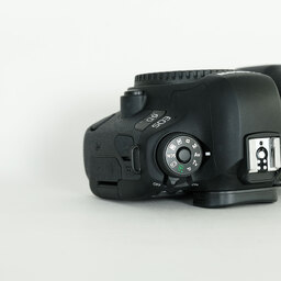 Canon EOS 6D Mark II