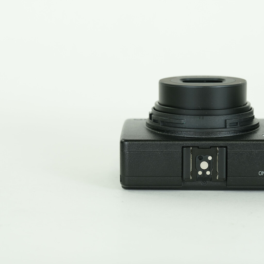 RICOH GR IIIx RICOH GR IIIx