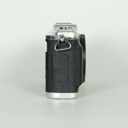 OLYMPUS PEN E-P1 ボディ シルバー