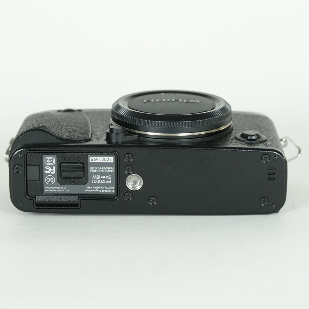 FUJIFILM X-E3 FUJIFILM X-E3