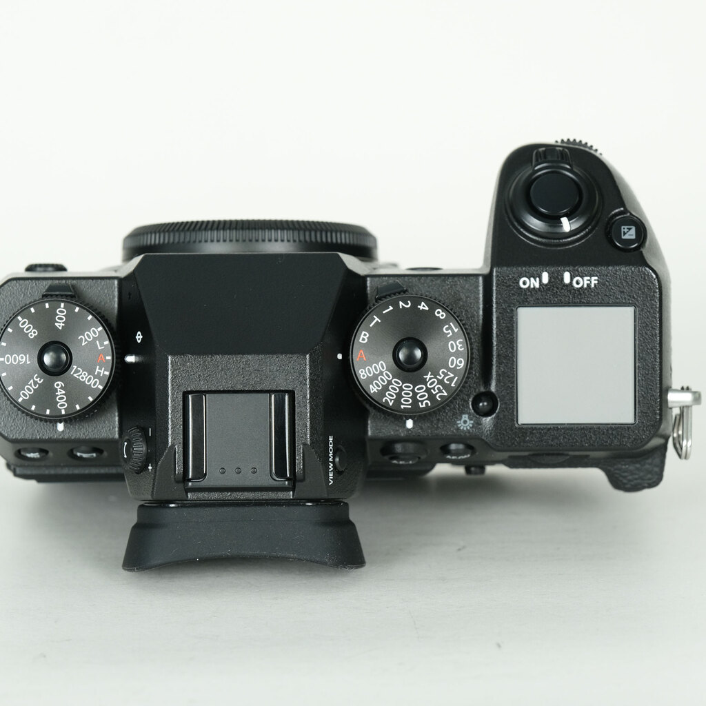 FUJIFILM X-H1