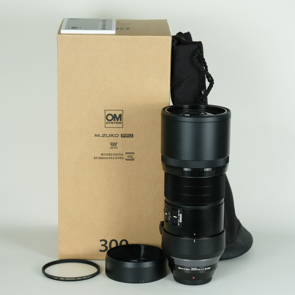 OM SYSTEM M.ZUIKO DIGITAL ED 300mm F4.0 IS PRO