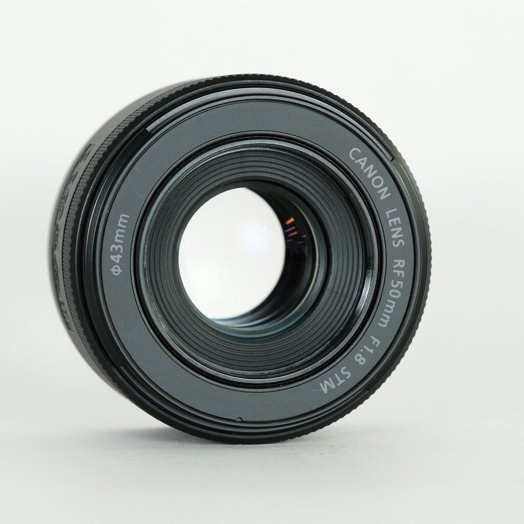 Canon RF50mm F1.8 STM