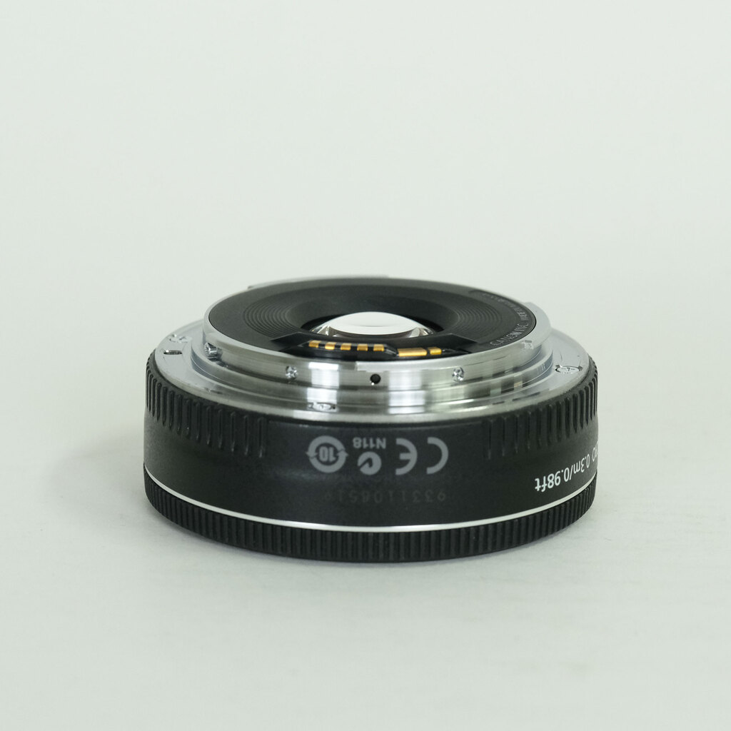 Canon EF40mm F2.8 STM