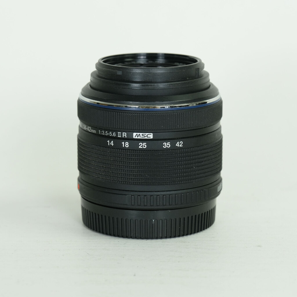 OLYMPUS M.ZUIKO DIGITAL 14-42mm F3.5-5.6IIR ブラック