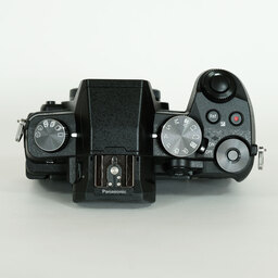 Panasonic LUMIX DMC-G8 Panasonic LUMIX DMC-G8