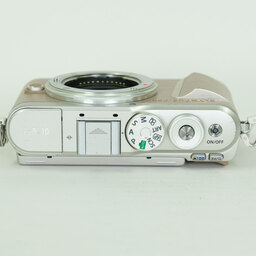 OLYMPUS PEN E-PL10