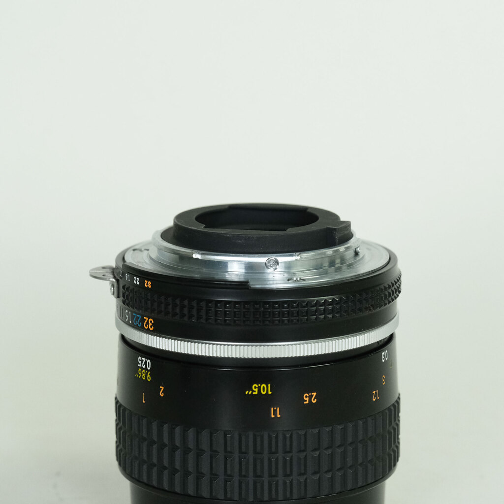 Nikon Ai Micro-Nikkor 55mm F2.8Sの出品 | ONE SCENE（ワンシーン）