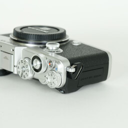 OLYMPUS PEN-F