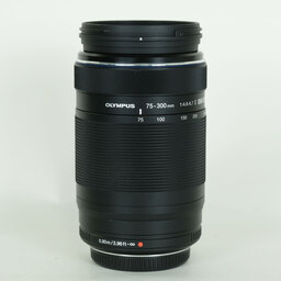 OLYMPUS M.ZUIKO DIGITAL ED 75-300mm F4.8-6.7 II
