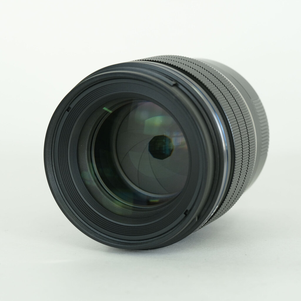 OLYMPUS M.ZUIKO DIGITAL ED 45mm F1.2 PRO OLYMPUS M.ZUIKO DIGITAL ED 45mm F1.2 PRO