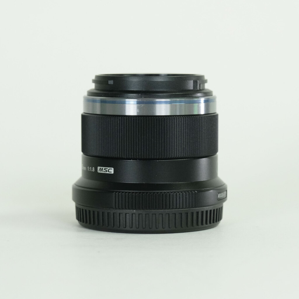 OLYMPUS M.ZUIKO DIGITAL 45mm F1.8