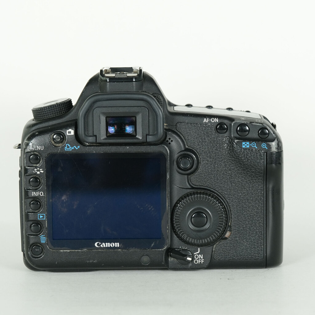 Canon EOS 5D MarkII ボディの出品 | ONE SCENE（ワンシーン）