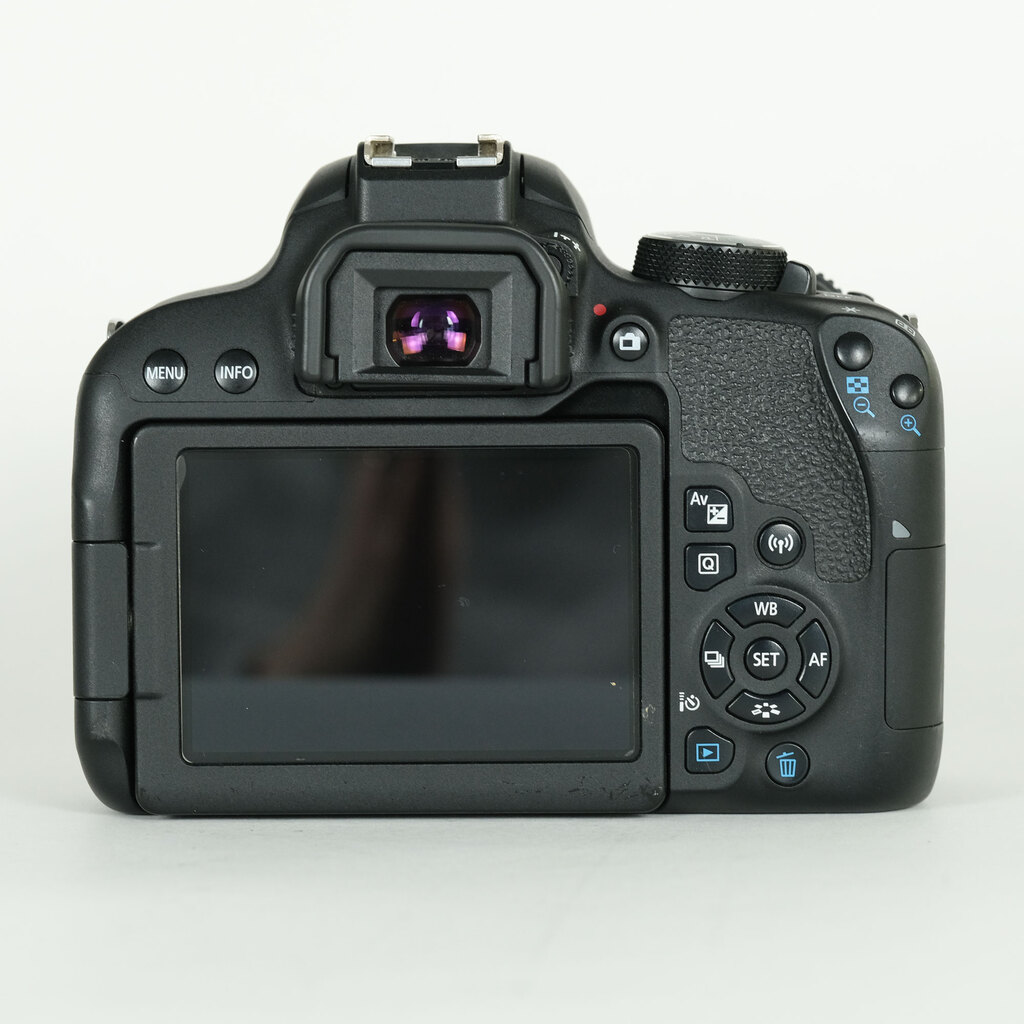 Canon EOS Kiss X9i
