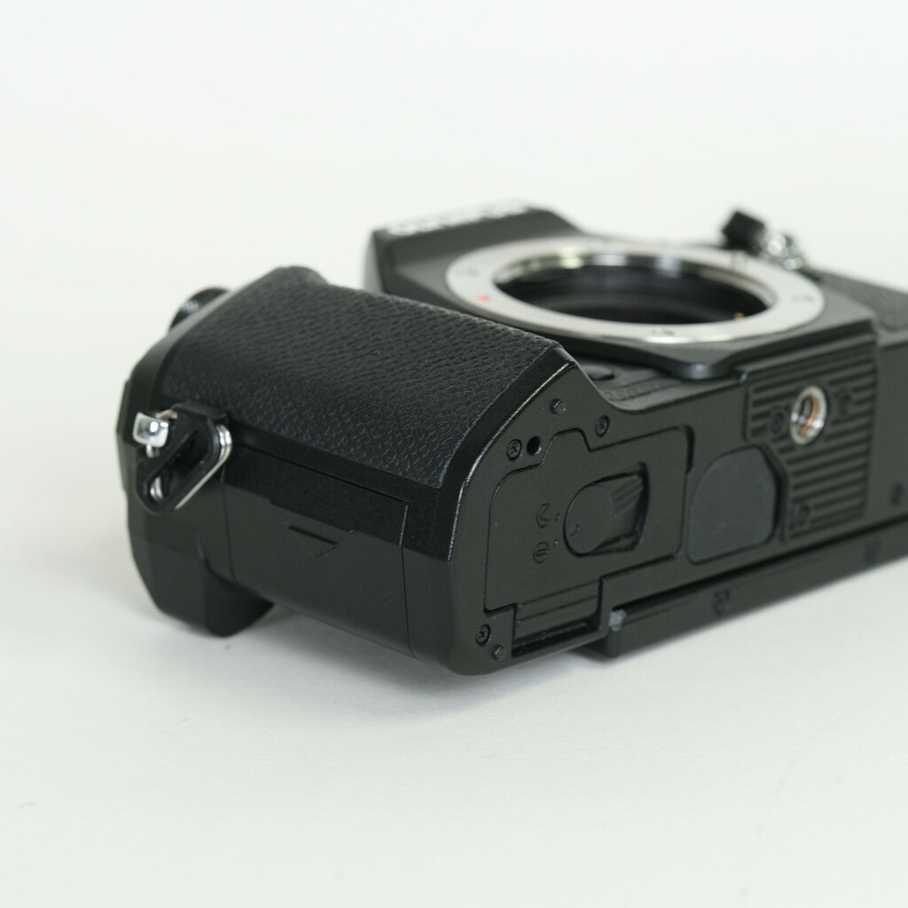 OLYMPUS OM-D E-M5 Mark III