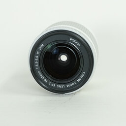 Canon EF-S18-55mm F3.5-5.6 IS STM ホワイト
