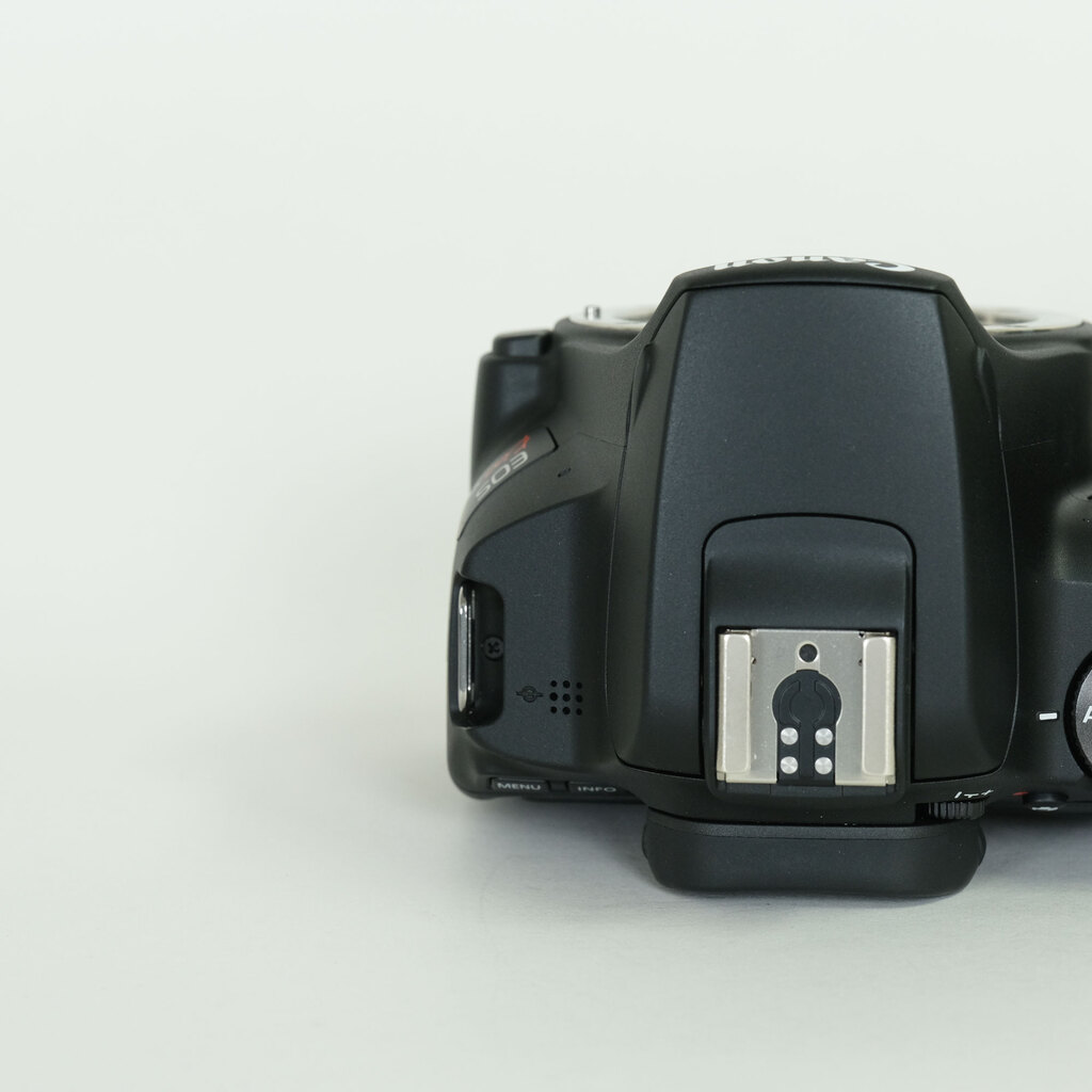 Canon EOS Kiss X10